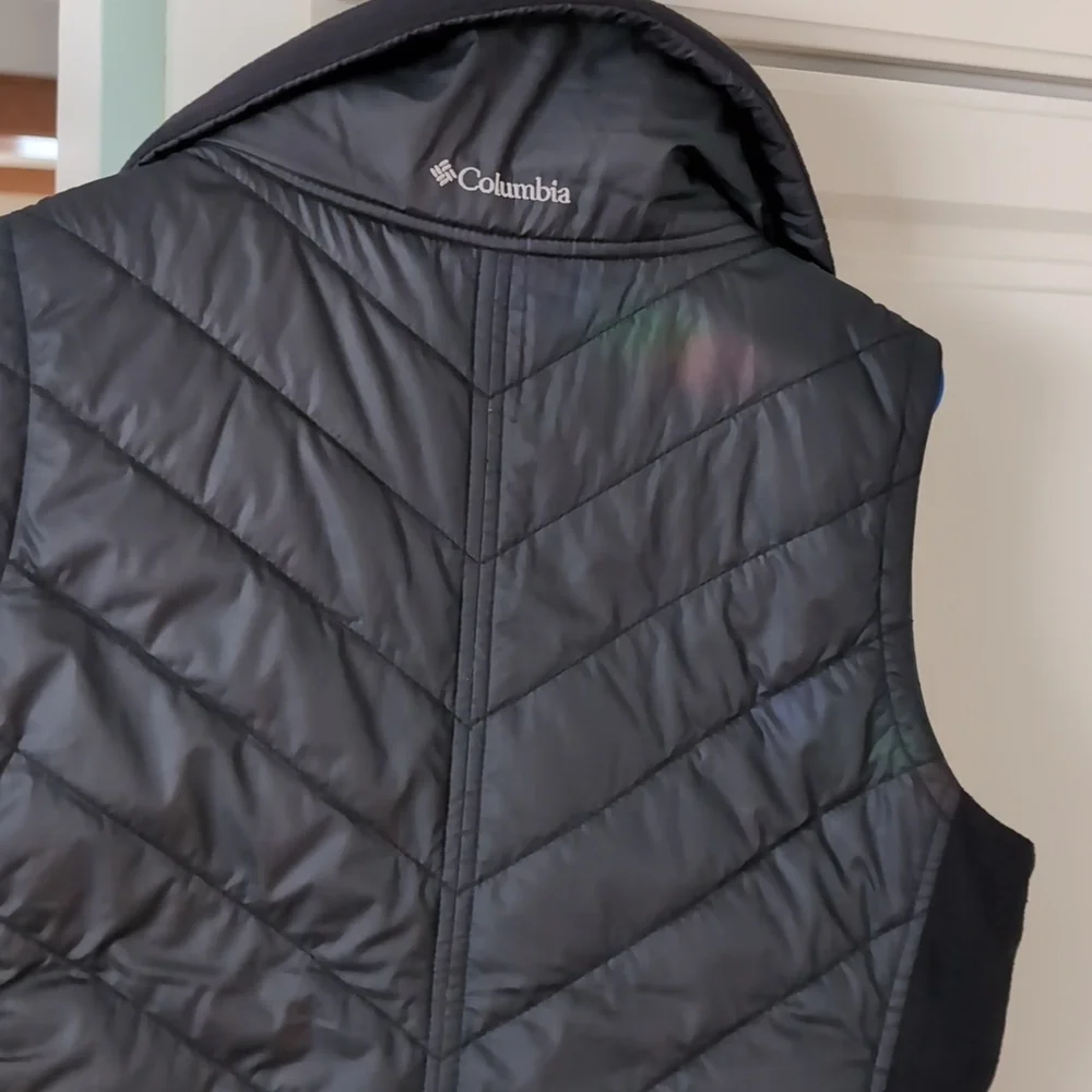 Columbia women's large quilted vest - Picture 4 of 4